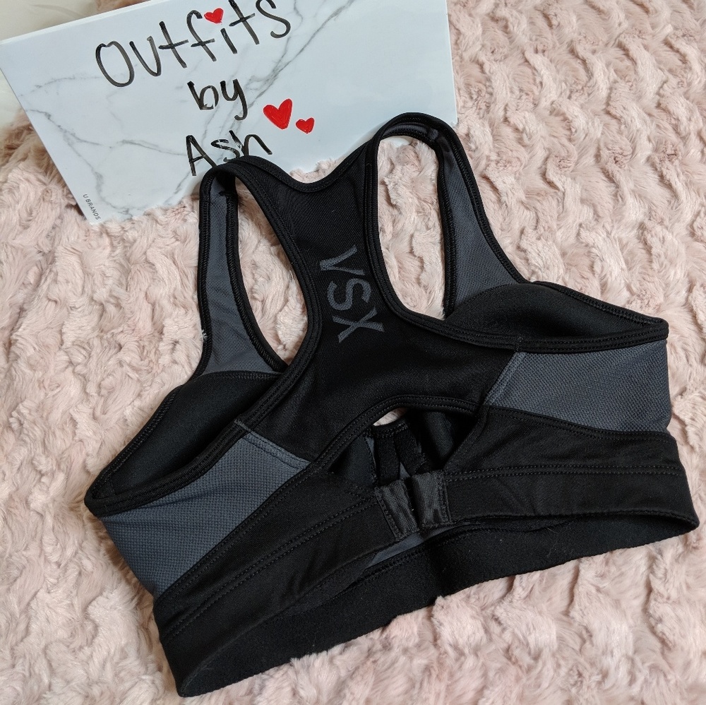 VICTORIA'S SECRET VSX Sports Bra Size Small - Picture 2 of 4
